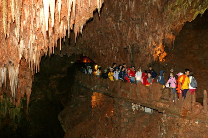 Programa inmersión lingüística en inglés en León: Excursión Cuevas Valporquero