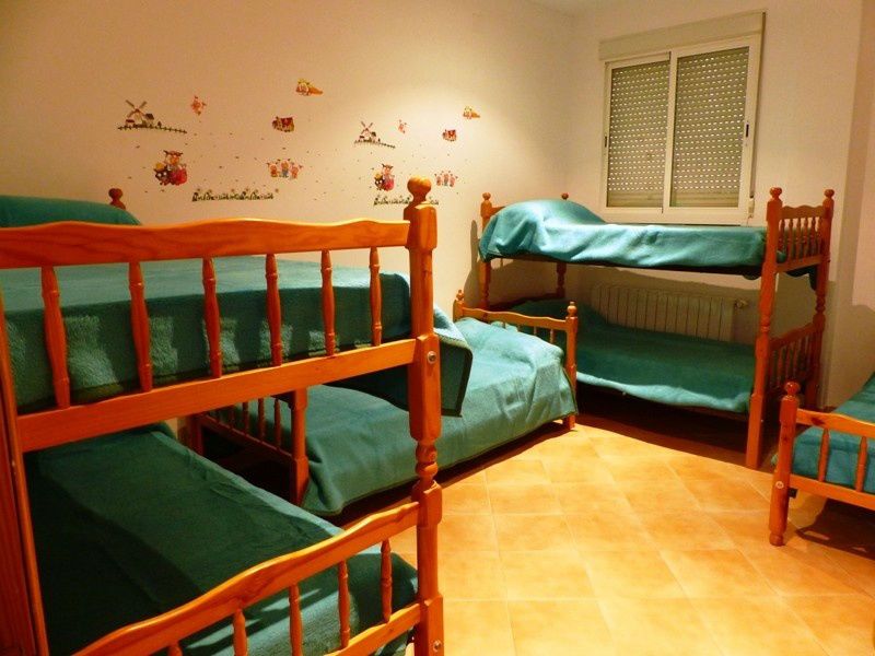 Campamento Multiaventura en Jaén: Dormitorio albergue Mágina