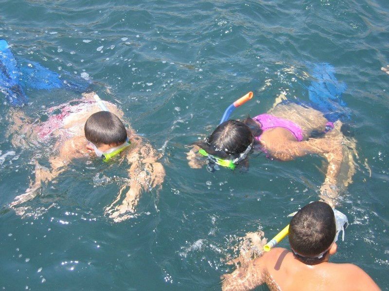 Campamento de verano náutico en Águilas, Murcia - snorkel grupo