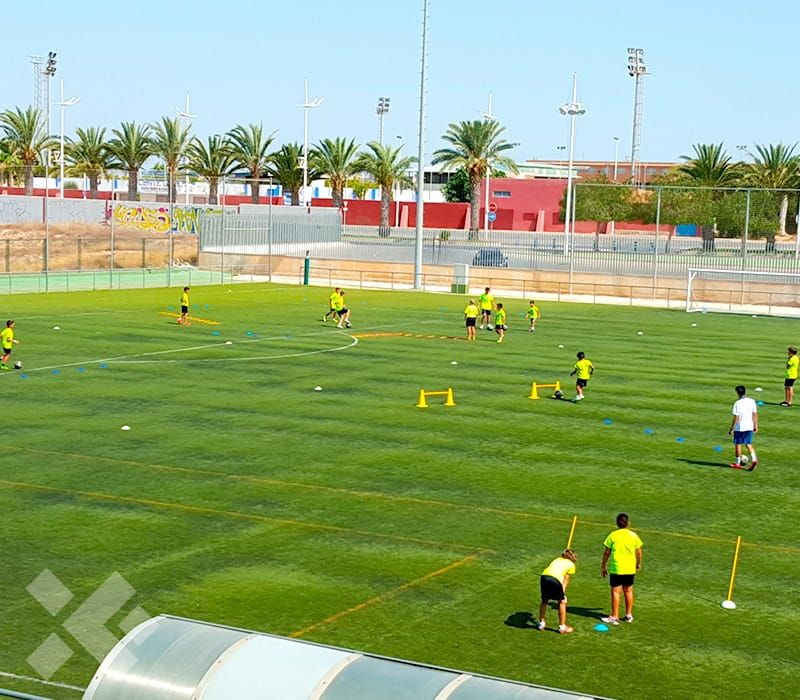 Campamento Tecnificación Fútbol en Los Alcázares: Sesión Fútbol entrenamiento