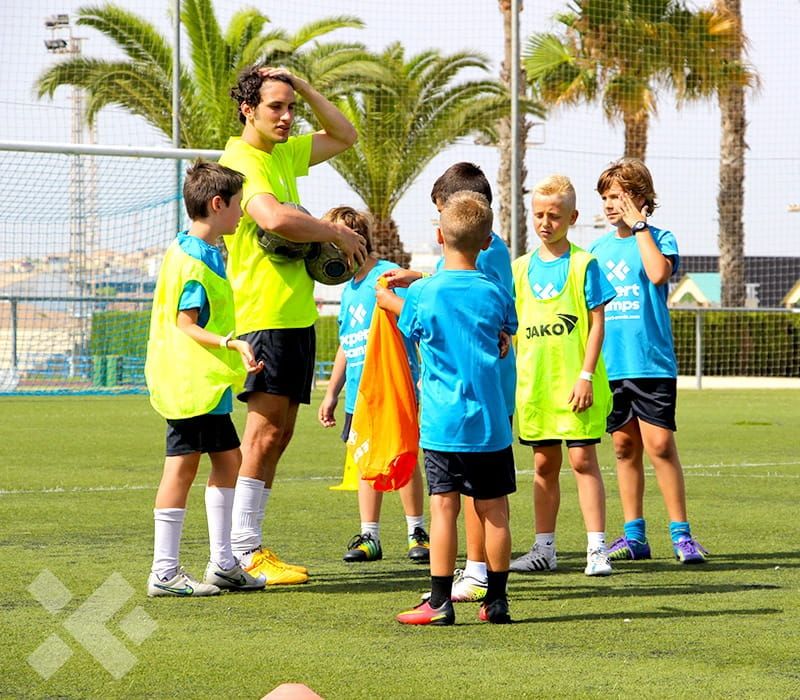 Campamento Tecnificación Fútbol en Los Alcázares: Sesión Fútbol entrenamiento
