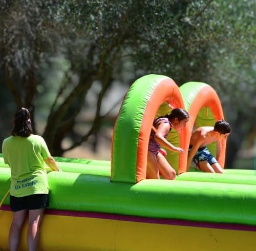 Campamento de verano Mar, Naturaleza y Aventura: Hinchable